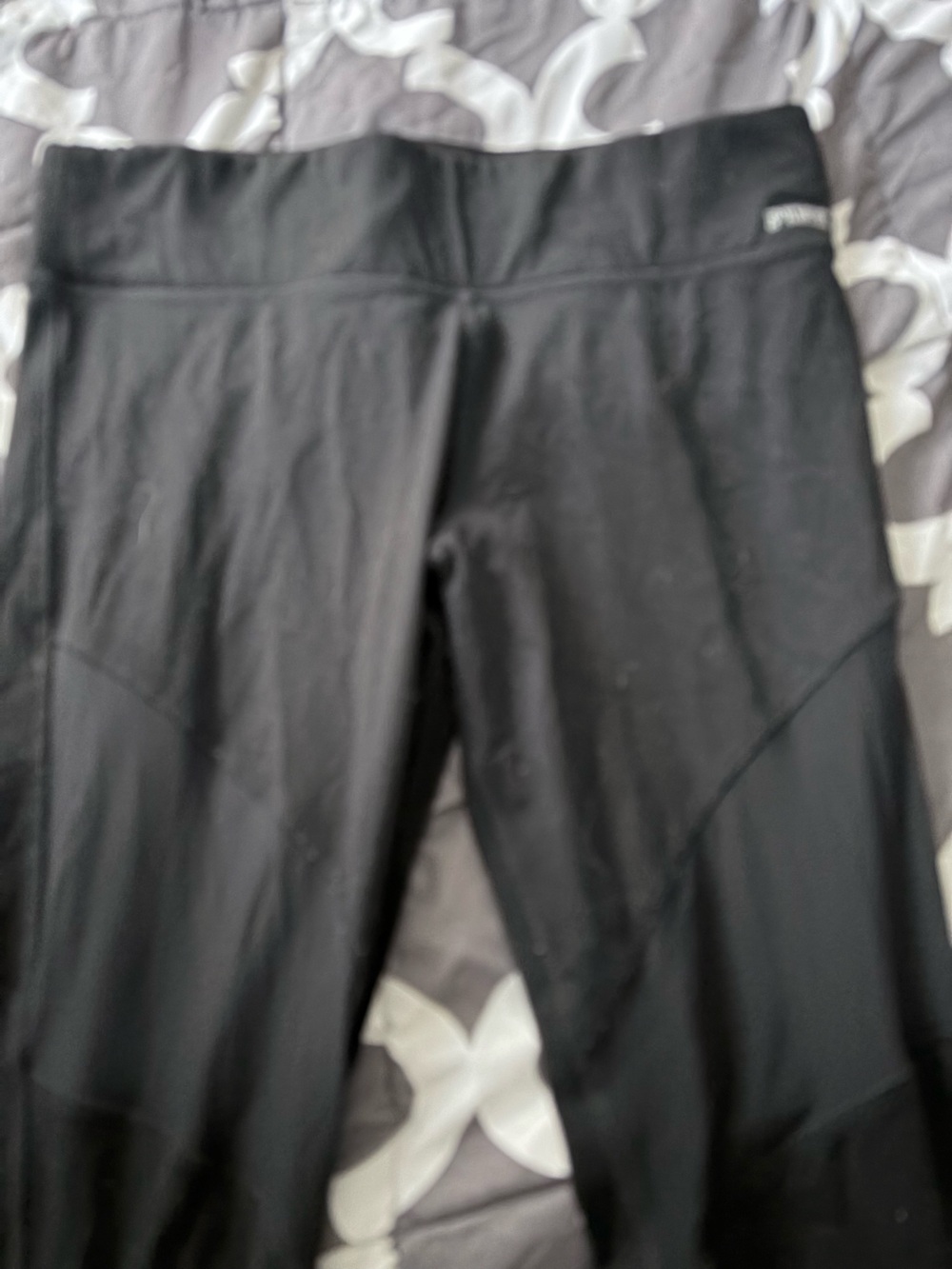 PINK VS Black High-Waist Leggings, Cotton leggings and plum leggings. Size M